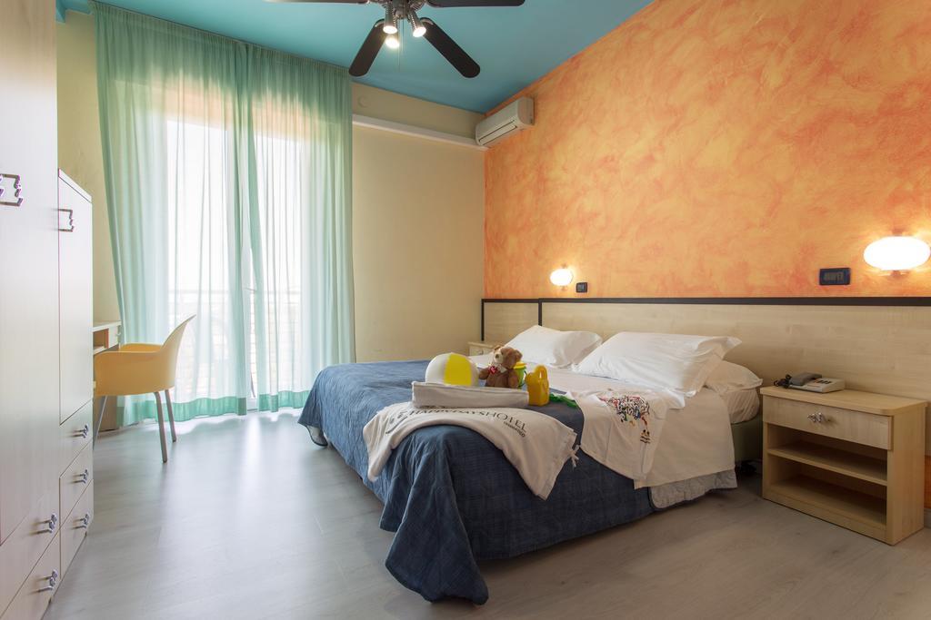 Hotel New Castle Cesenatico Pokój zdjęcie