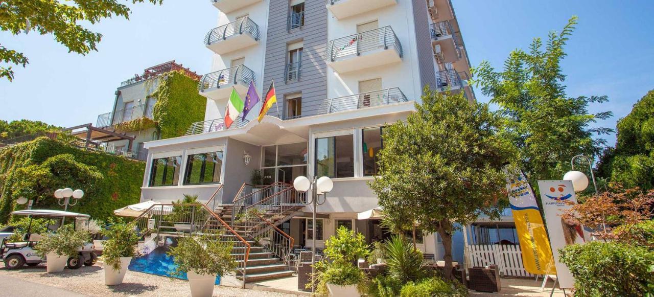 Hotel New Castle Cesenatico Zewnętrze zdjęcie