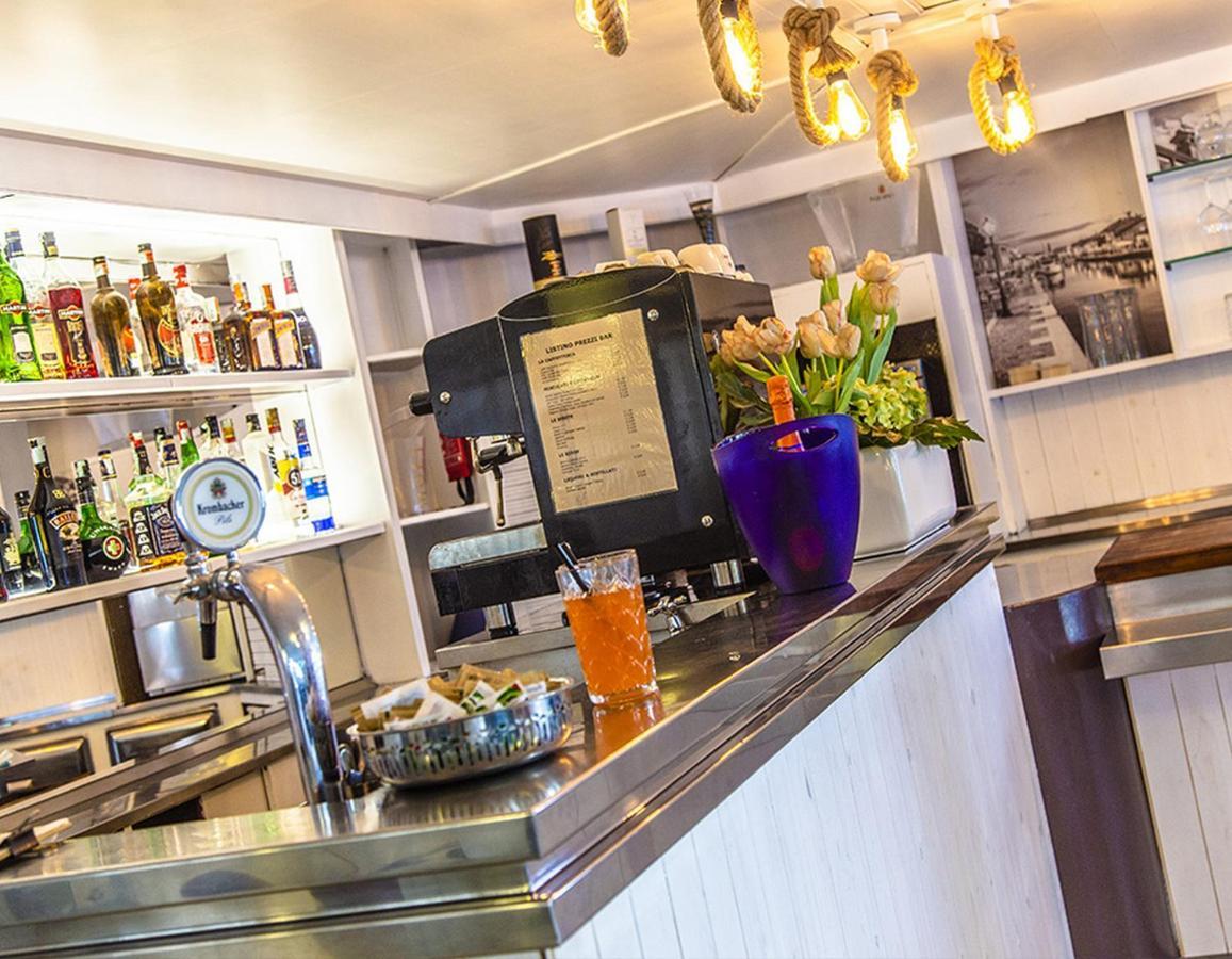 Hotel New Castle Cesenatico Zewnętrze zdjęcie